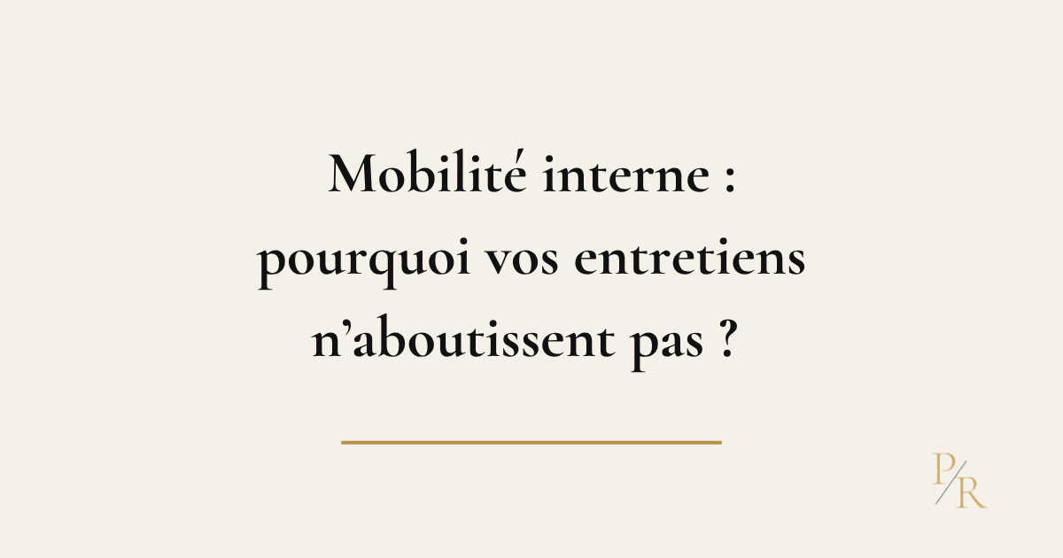 Directeur préparant un entretien de mobilité interne pour évoluer dans son entreprise